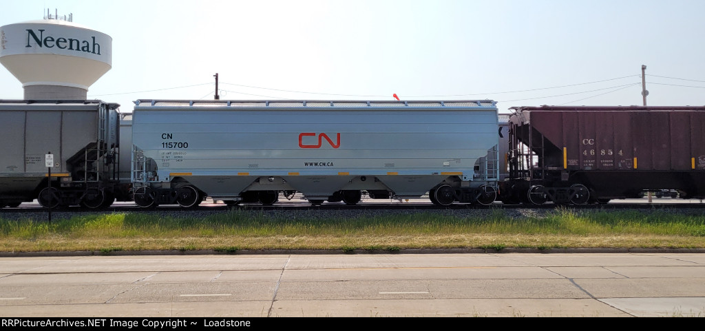 CN 115700